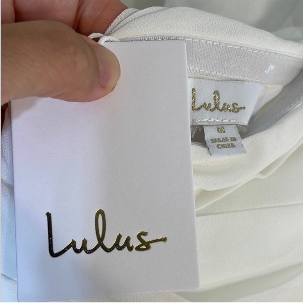 Lulu's Halter Neck Chiffon Wedding Gown. Medium. NWT. - Picture 4 of 14
